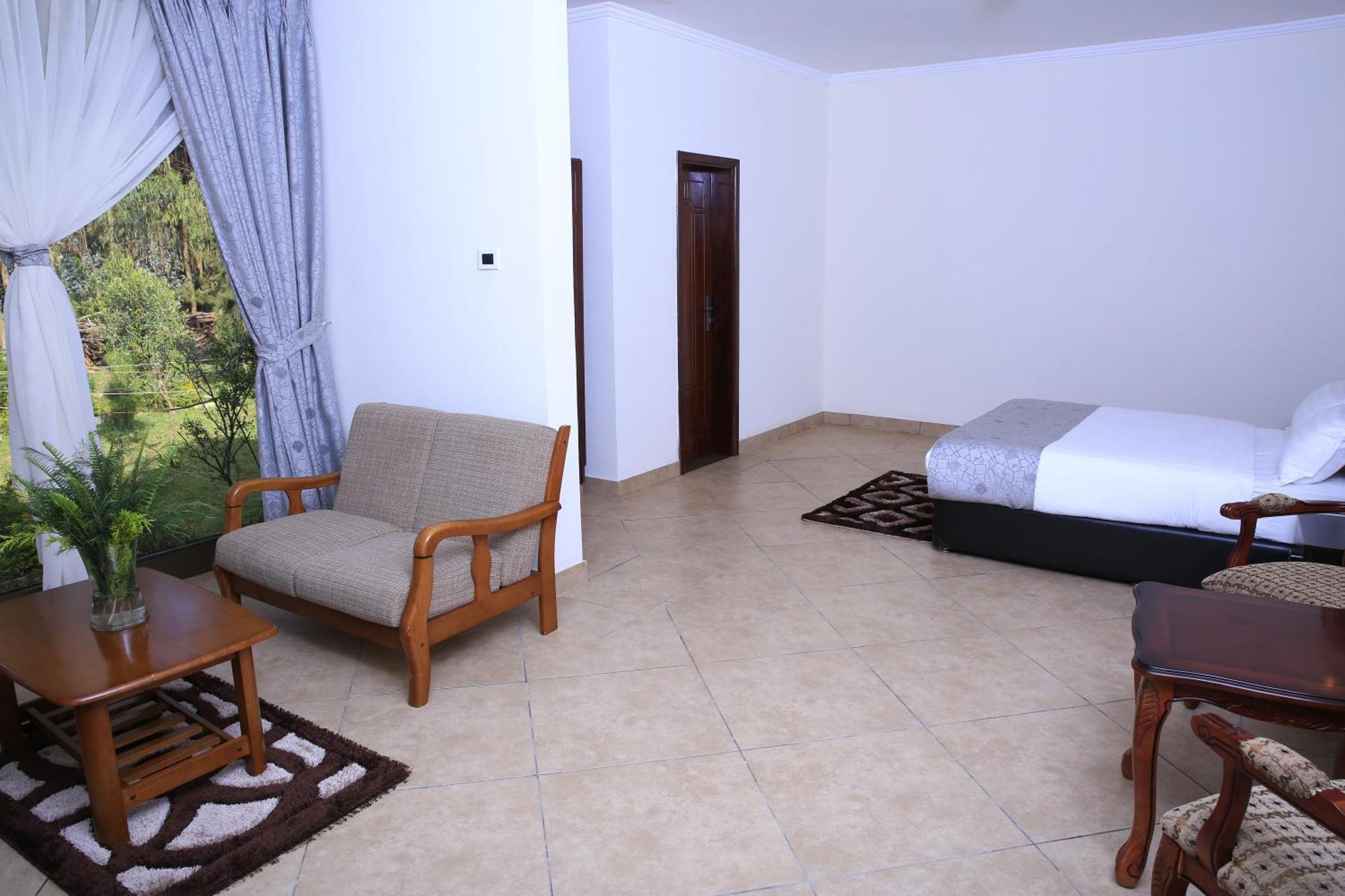 Yaya Africa Athletics Village Sululta Esterno foto