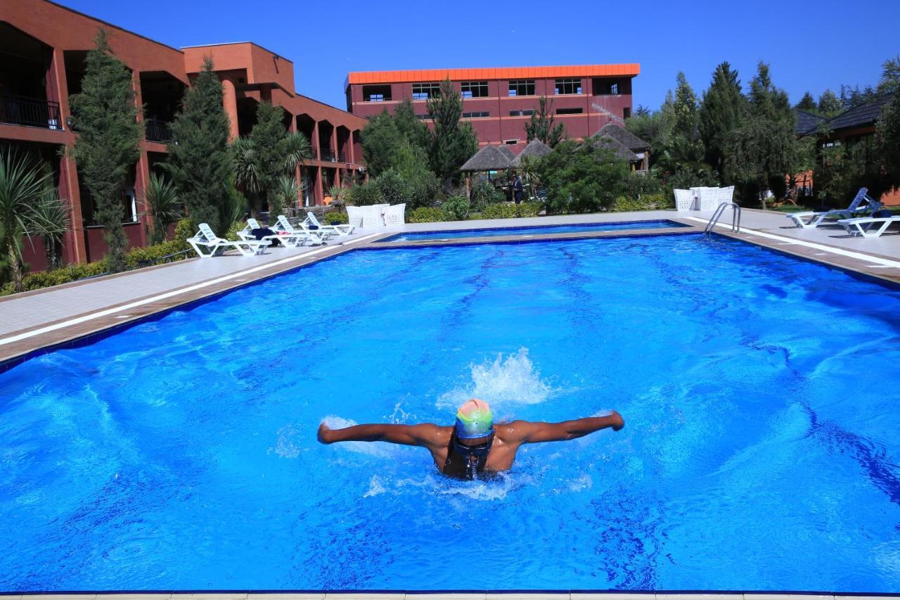 Yaya Africa Athletics Village Sululta Esterno foto
